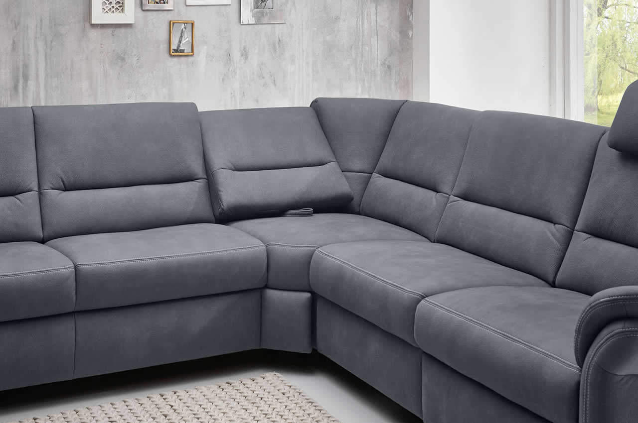 ze em16033 wohnlandschaft variante rechts stoff mammut steel milieu detailbild relaxecke ze em16033 wohnlandschaft variante rechts stoff mammut steel milieu detailbild relaxecke