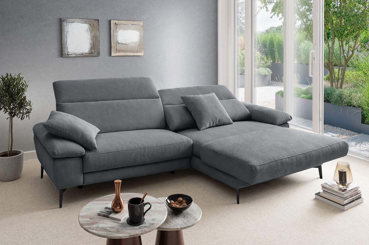cancelli ecksofa rechts stoff tonia 750011 anthrazit milieubild relaxfunktion 2