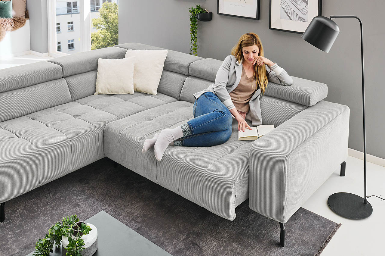 mp in25098 ecksofa links feincord silber detailbild sitztiefenverstellung