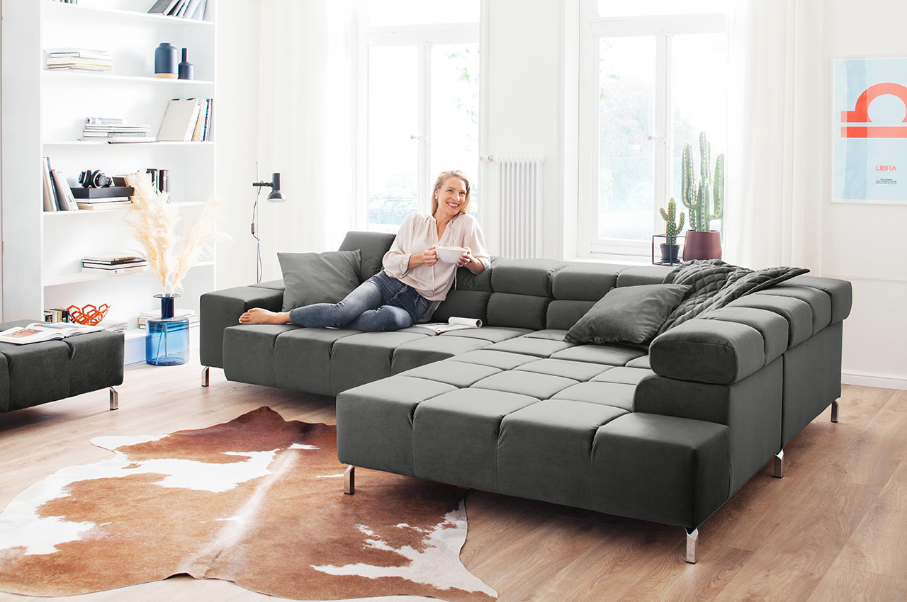 wilson mega ecksofa rechts velvet grau ambiente