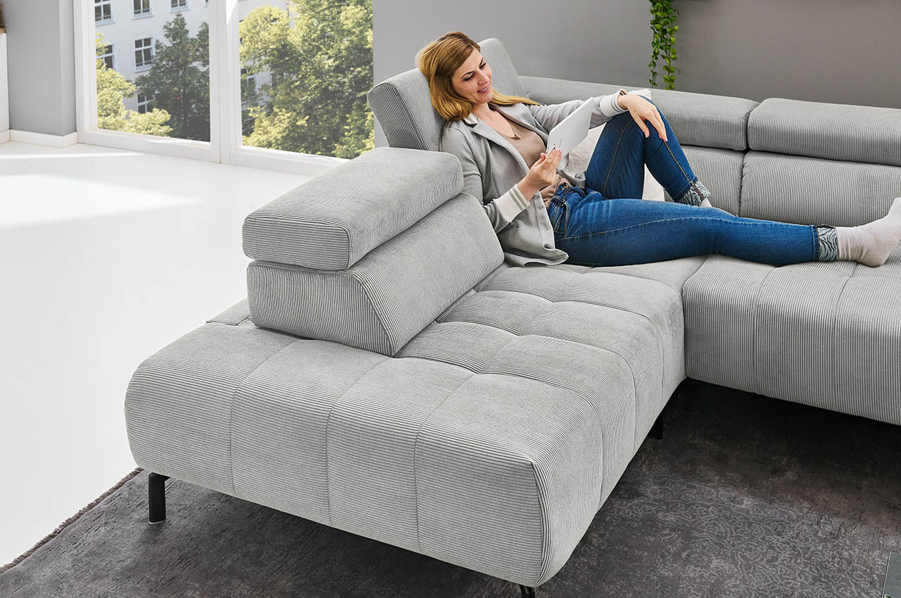 mp in25098 ecksofa links feincord silber detailbild ottomane