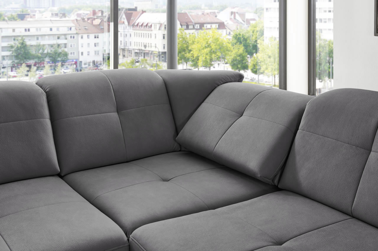 in16012 ecksofa variante links stoff mammut grau milieubild relaxfunktion detailbild 1