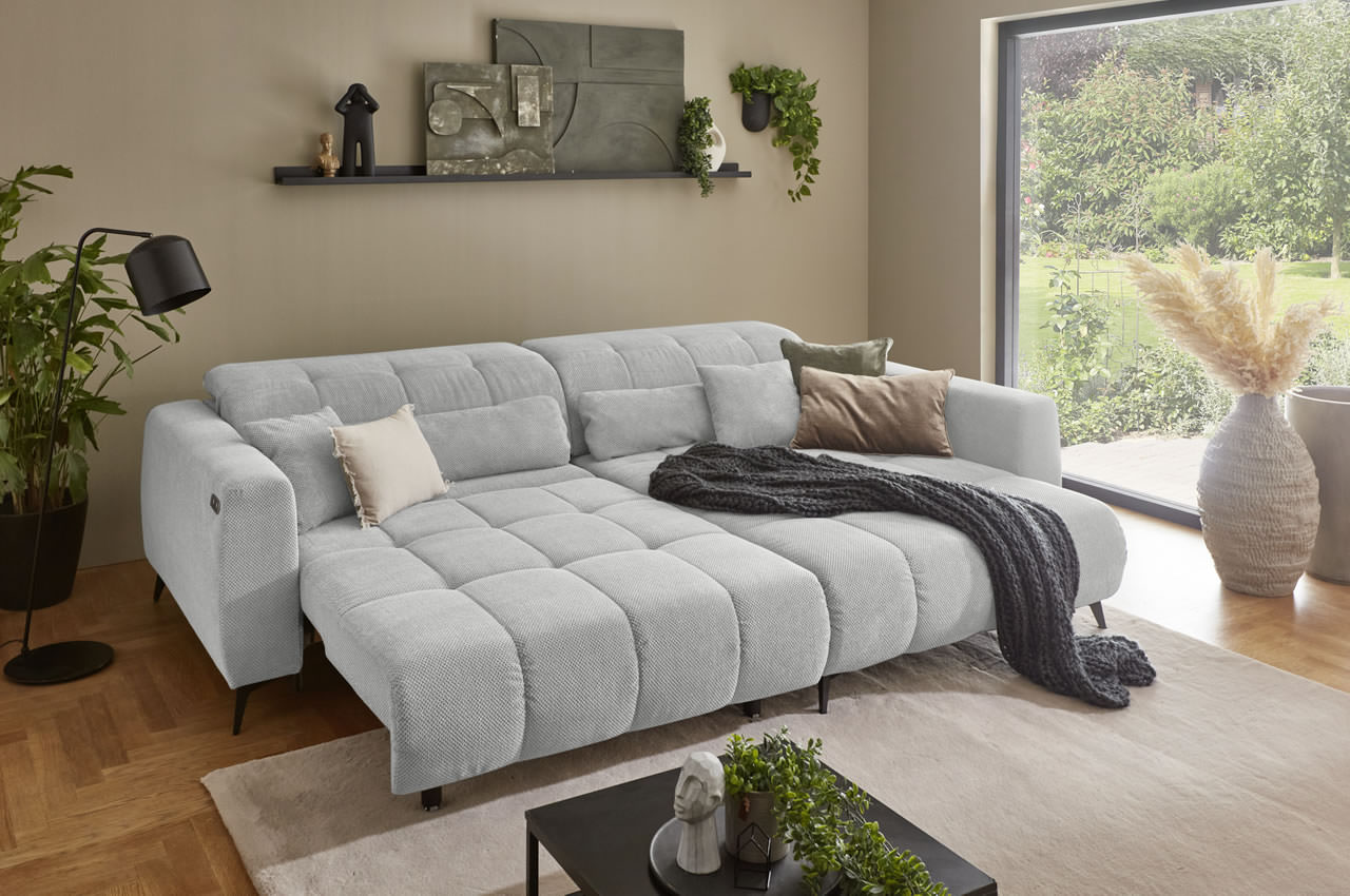 luxor ecksofa variante rechts stoff onega 08 hellgrau milieubild mit xxl sitztiefenverstellung luxor ecksofa variante rechts stoff onega 08 hellgrau milieubild mit xxl sitztiefenverstellung
