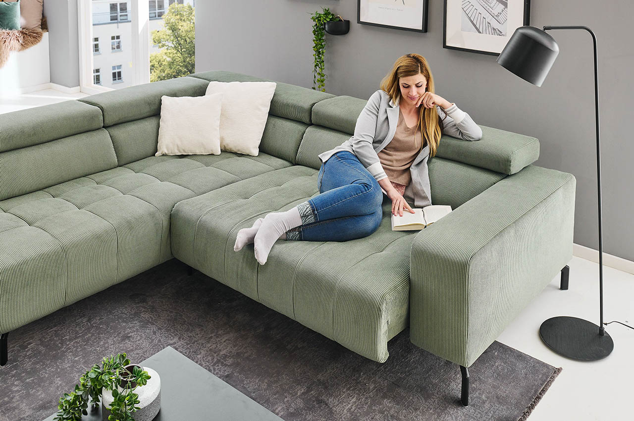 mp in25098 ecksofa links feincord forest detailbild sitztiefenverstellung