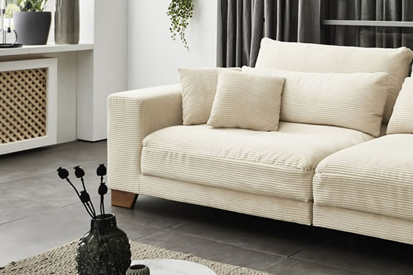 Cord Sofa - Nostalgie pur fürs Wohnzimmer