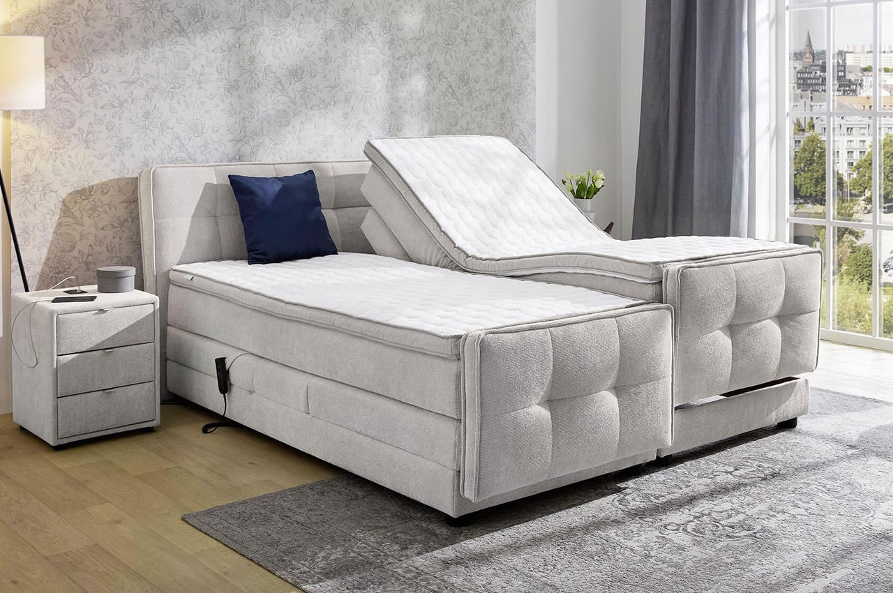 paloma boxspringbett 180x200 microfaser 430 29 hellgrau milieubild 1 mit motor