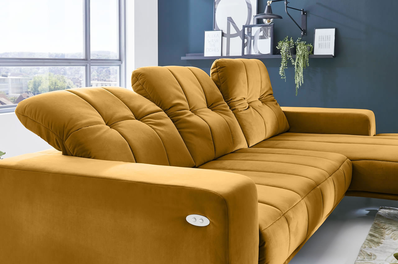 mp in20128 ecksofa elisa rechts stoff salsa curry milieu detailbild kopfteilverstellung