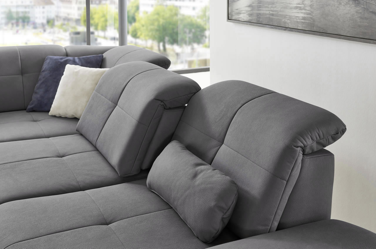 in16012 ecksofa variante links stoff mammut grau milieubild sitztiefenverstellung detailbild 1