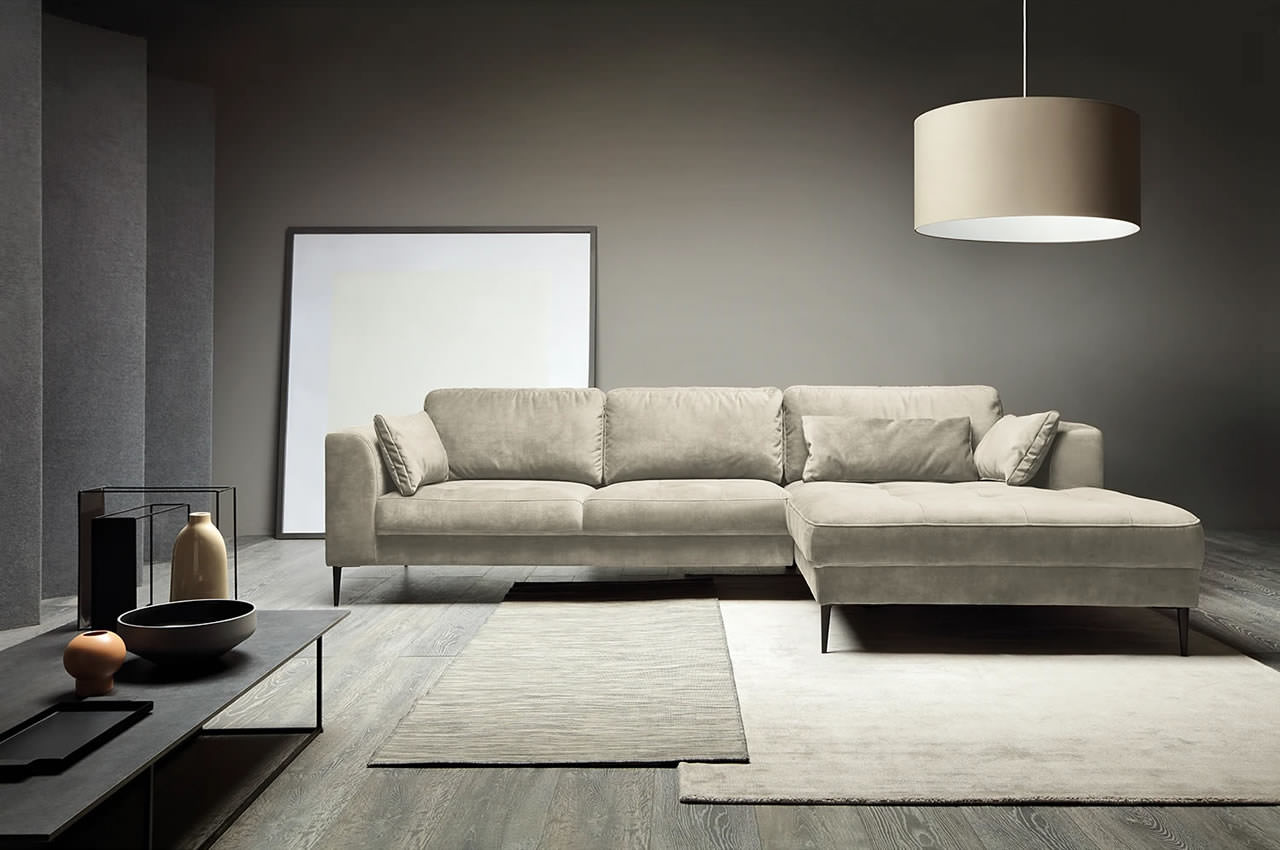 Minimalistisches Sofa – Elegantes Design mit klarer Form