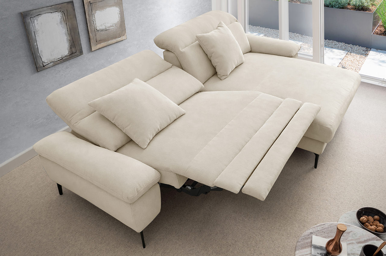 cancelli ecksofa rechts stoff tonia 750001 creme milieubild relaxfunktion 1