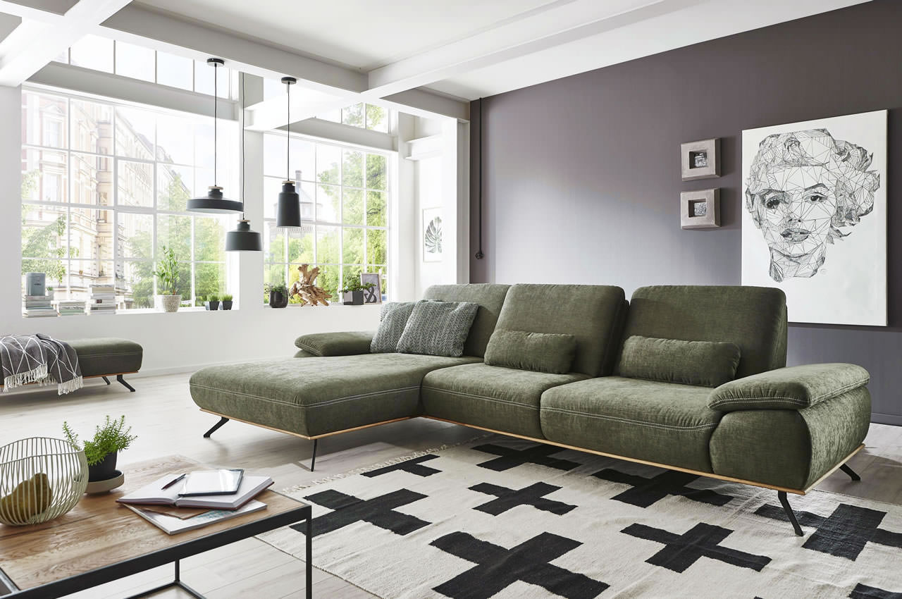 ze em18063 ecksofa sava links stoff longlife farbe moos milieubild mit sitztiefenverstellung