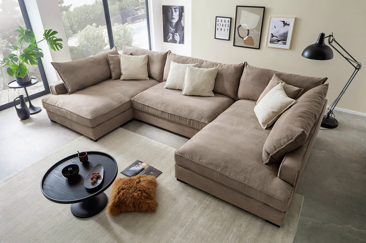 tribecca wohnlandschaft cordstoff zoom 04 toffee milieubild