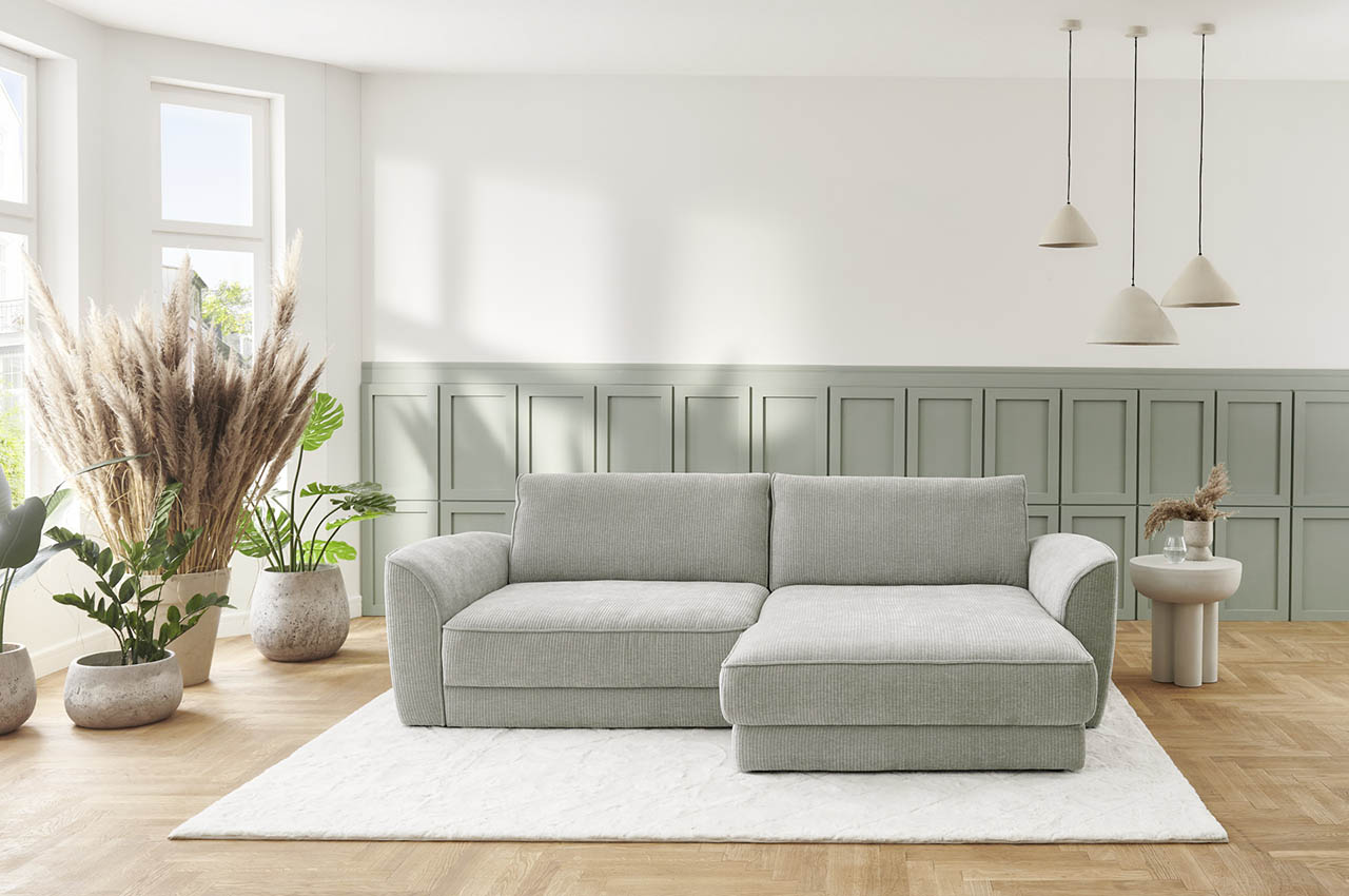 ze em24138 ecksofa rechts stoff racer silber milieubild