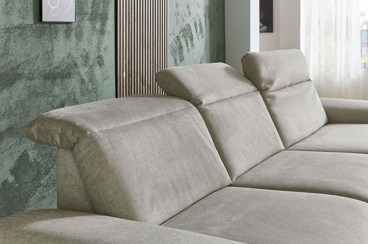 mp in22025 ecksofa variante rechts cyber ecru milieu detailbild kopfteilverstellung