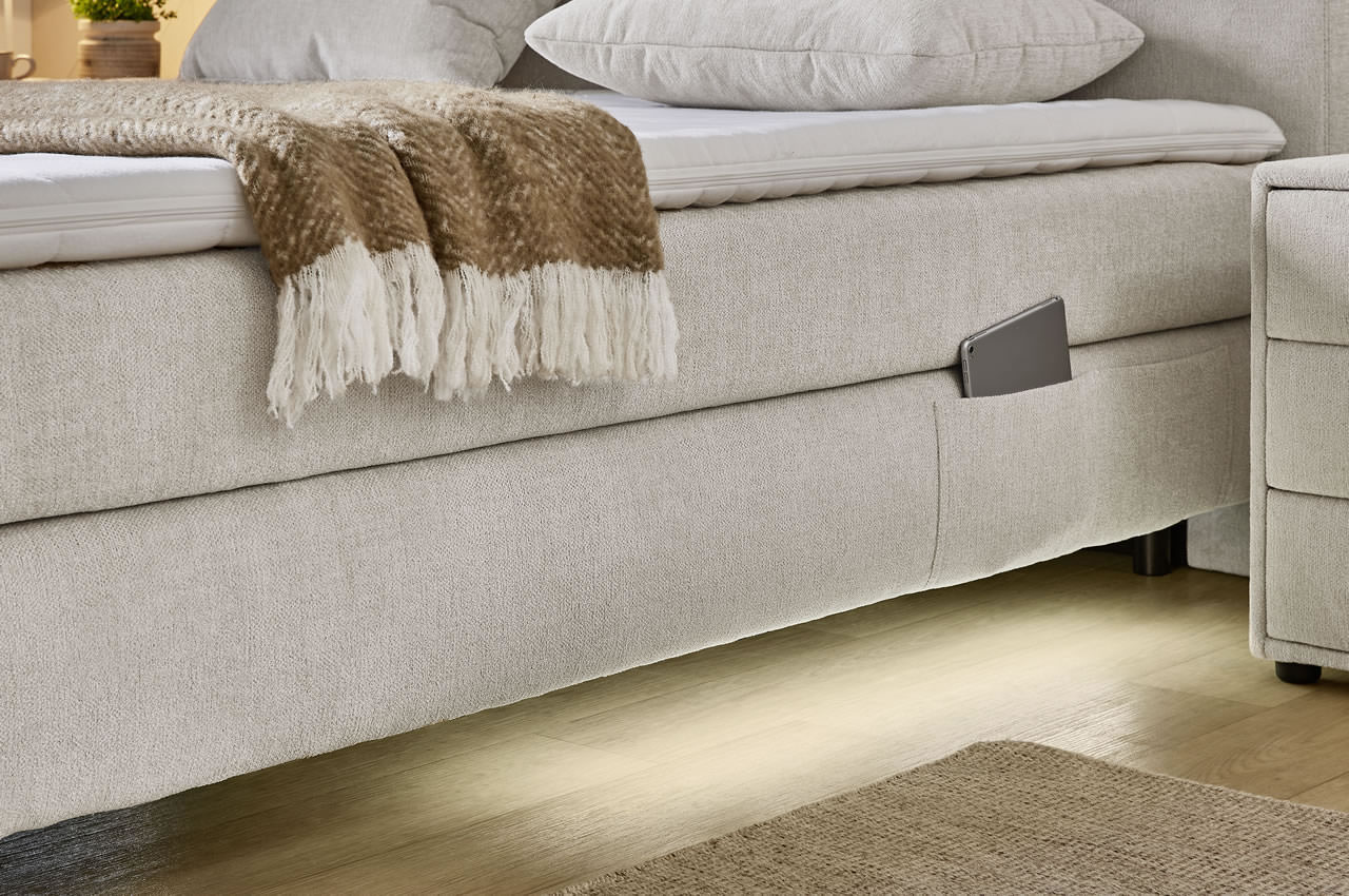 kira boxspringbett mit led ean 4037619080617 stoff 444 17 farbe beige detailbild unterbodenbeleuchtung