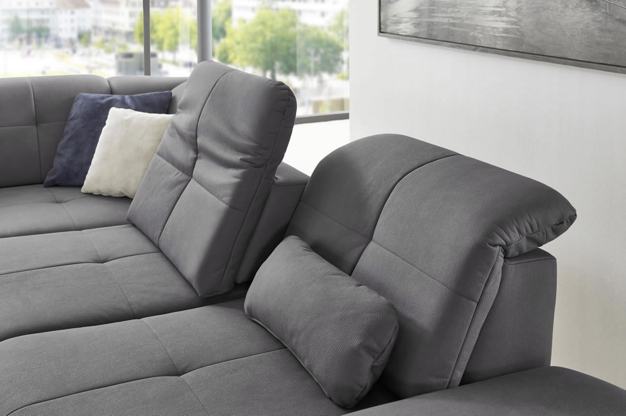 in16012 ecksofa variante links stoff mammut grau milieubild sitztiefenverstellung detailbild 2