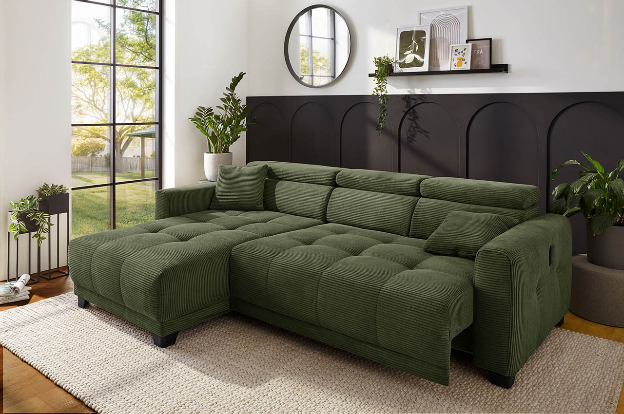 ecksofa cremona links 426 03 gruen milieubild mit sitztiefenverstellung