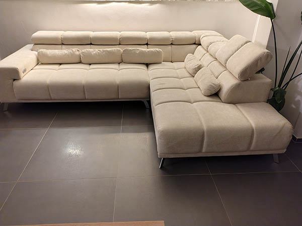 Kundenbild Sofa Inside IWA18 MR LIN03 CR Kundenbild Sofa Inside IWA18 MR LIN03 CR