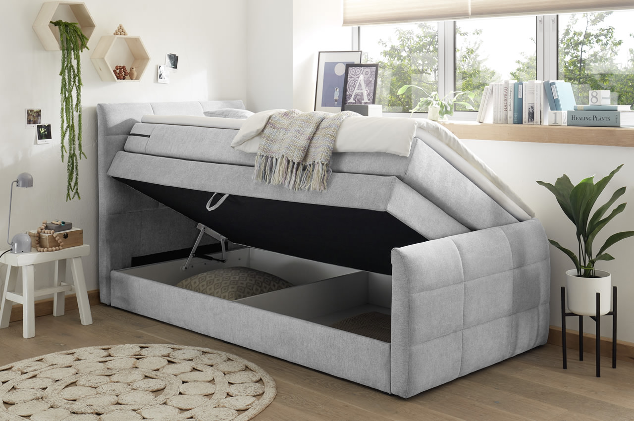 Kuba 100_120_Uran 01_silver_Milieu BK